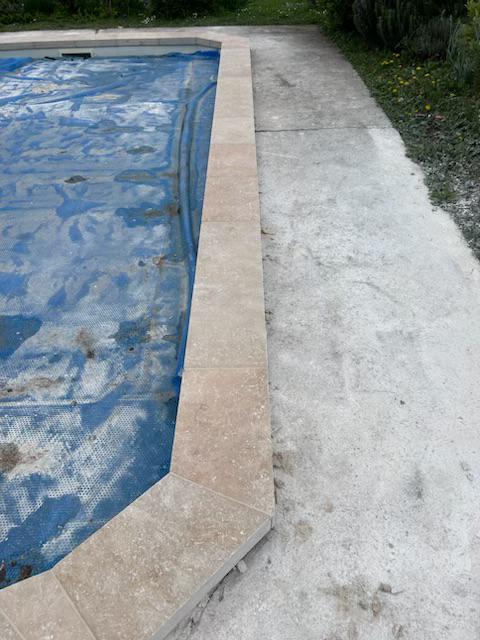 Réalisation : dallage piscine à Sarlat - photo 1